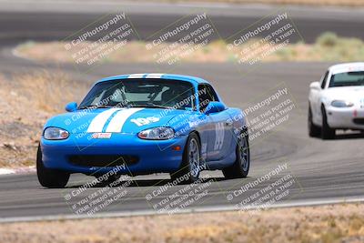 media/May-31-2025-CalClub SCCA (Sat) [[2c1a04e1ee]]/Qualifying/Group 5/Turn 4/